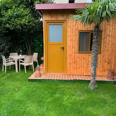 アパートホテル Villa Verde Vlore