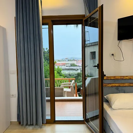 アパートホテル Villa Verde Vlore Vlorë