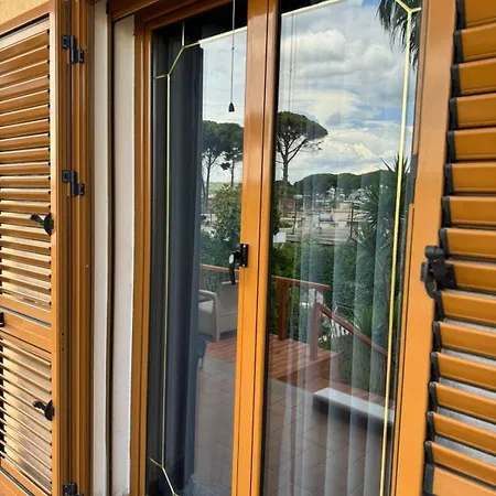 Villa Verde Vlore アパートホテル *