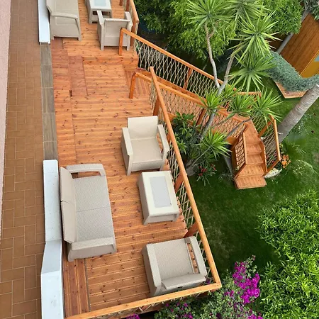 アパートホテル Villa Verde Vlore *