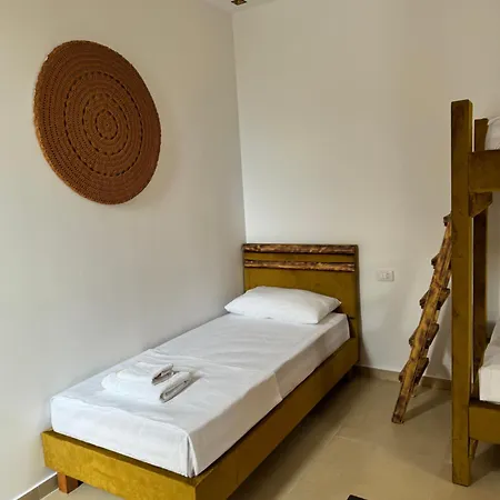 アパートホテル Villa Verde Vlore