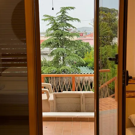 Villa Verde Vlore * فلورا