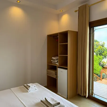 Ξενοδοχείο με διαμερίσματα Villa Verde Vlore