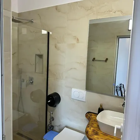 Villa Verde Vlore شقة فندقية فلورا
