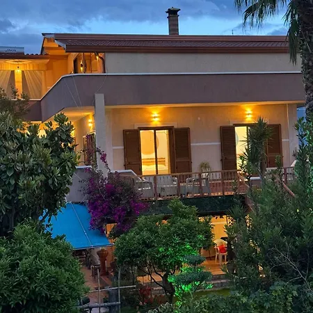 Villa Verde Vlore شقة فندقية