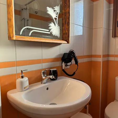 Ξενοδοχείο με διαμερίσματα Villa Verde Vlore Vlorë